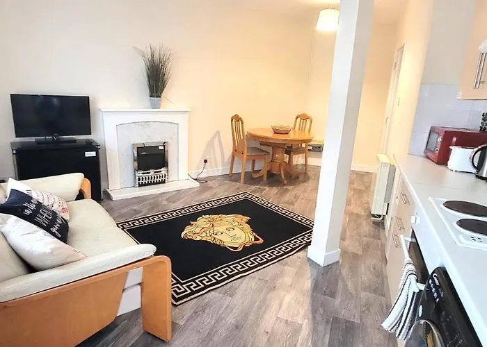 Cozy One-Bedroom Studio Flat !